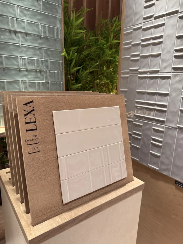 Lexa Ivory Brillo 7,5x30 cm